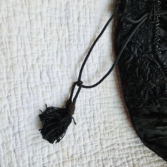 Antique Victorian Style Beaded Drawstring Purse Embroidered Velvet Reticule Bag - Picture 7 of 8